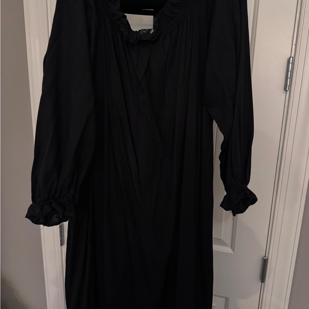 Eloquii Black Ruched Long Sleeve Dress